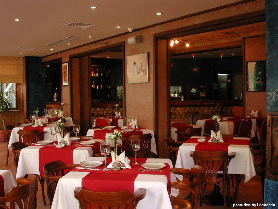 Bakirkoy Tashan Business & Airport Hotel Истанбул Екстериор снимка